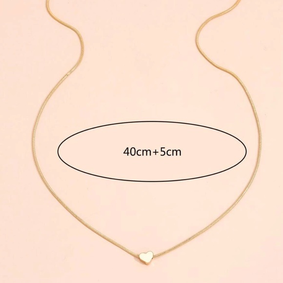 n e w | gold heart necklace ⭐️ - Picture 2 of 6